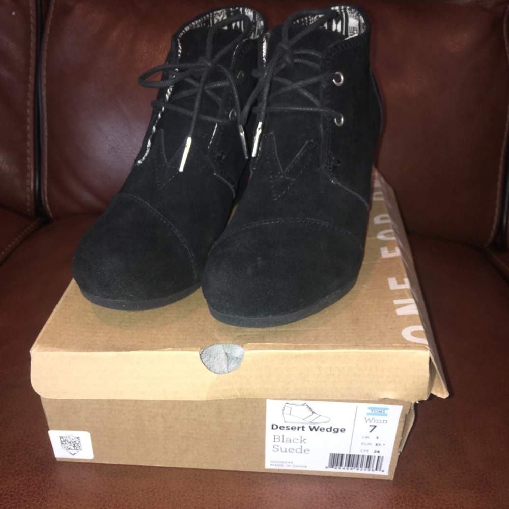 Toms Desert Wedge.